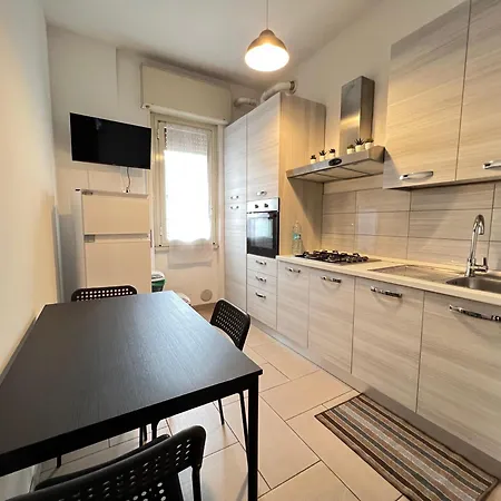 Апартаменты A Casa Di Giulia Монца